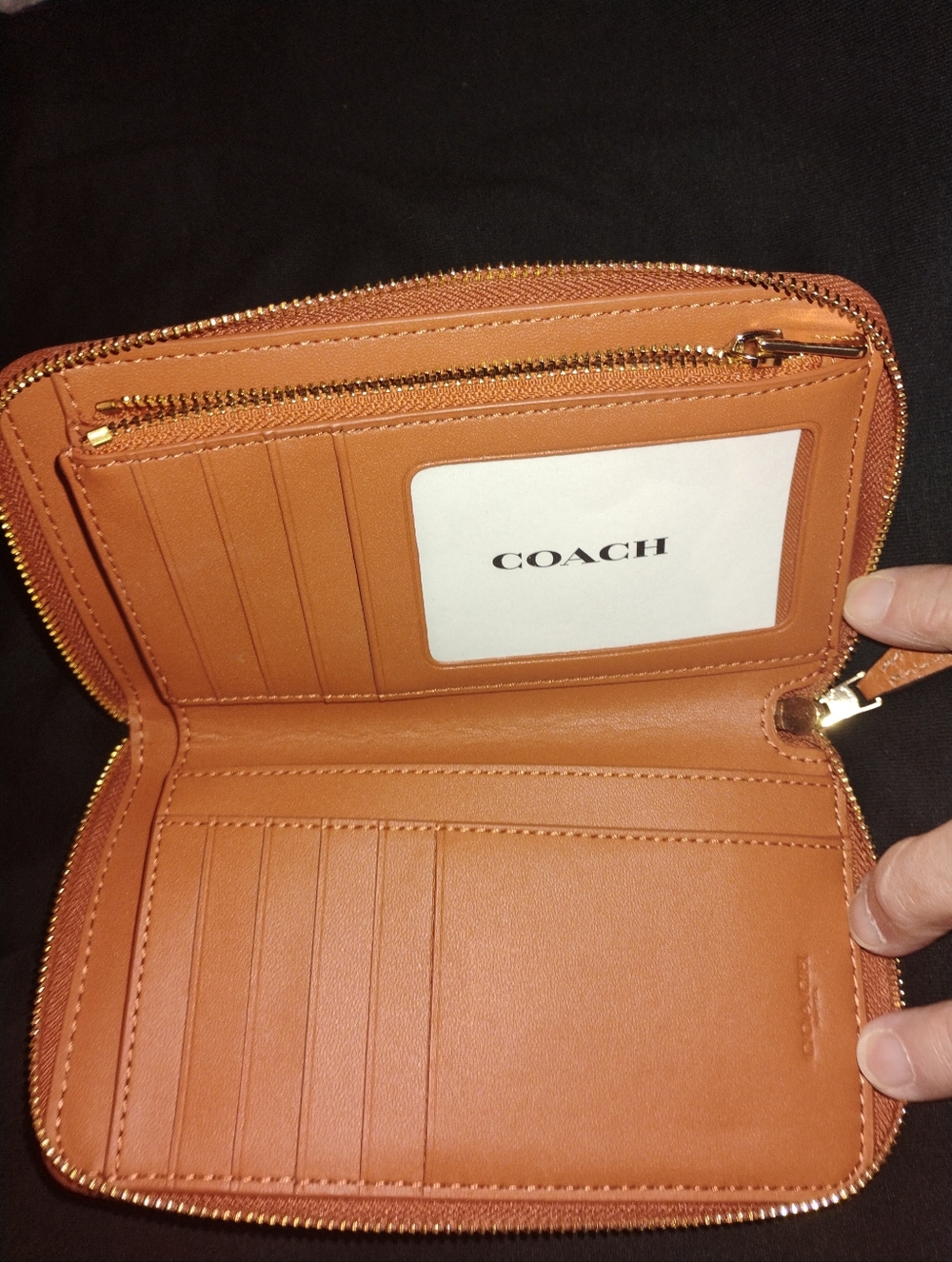 Coach Pebbled Leather Medium Zip Wallet — Tan Brown with Gold Logo - Picture 3 of 8
